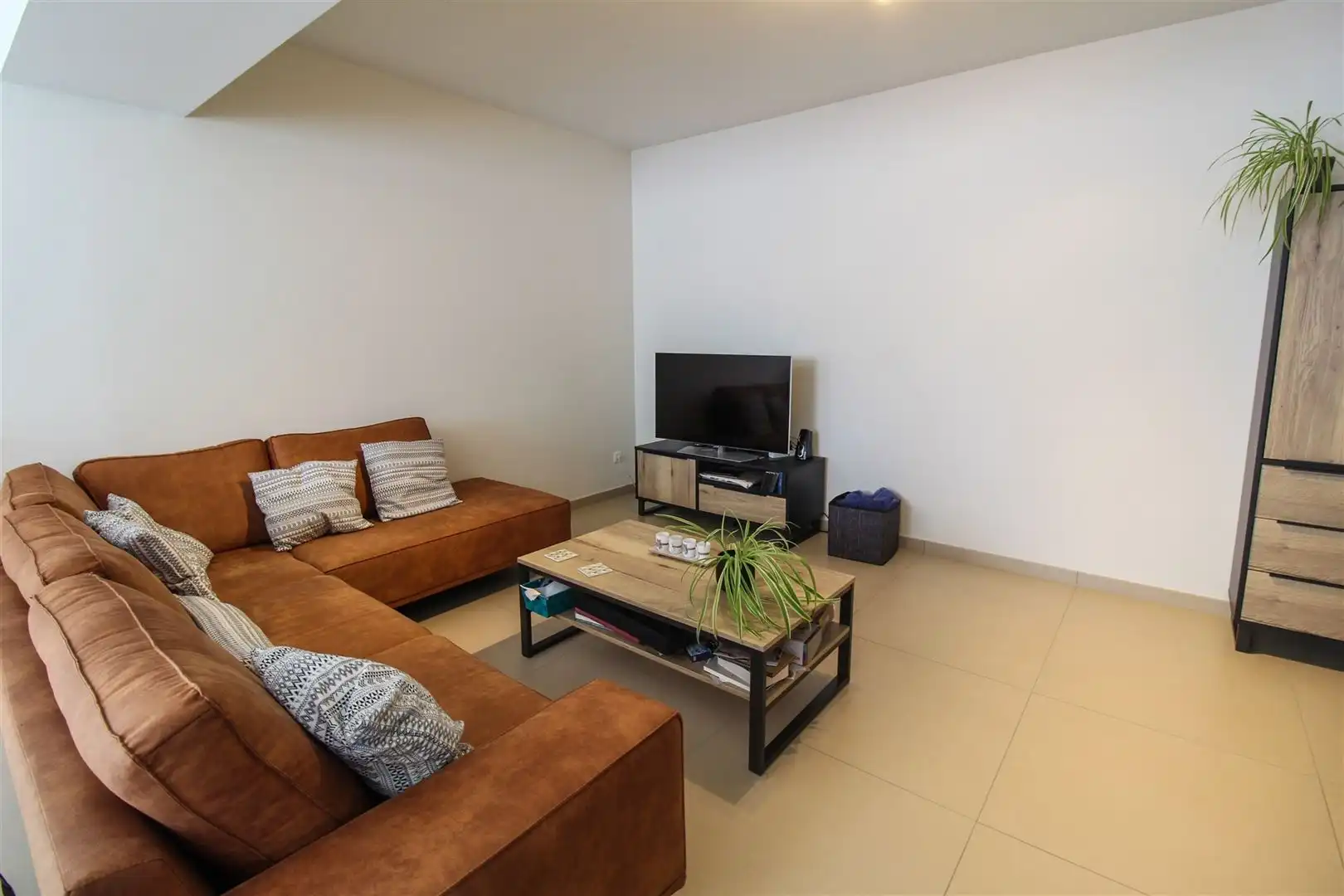 Gelijkvloers appartement met 1 slaapkamer foto 2