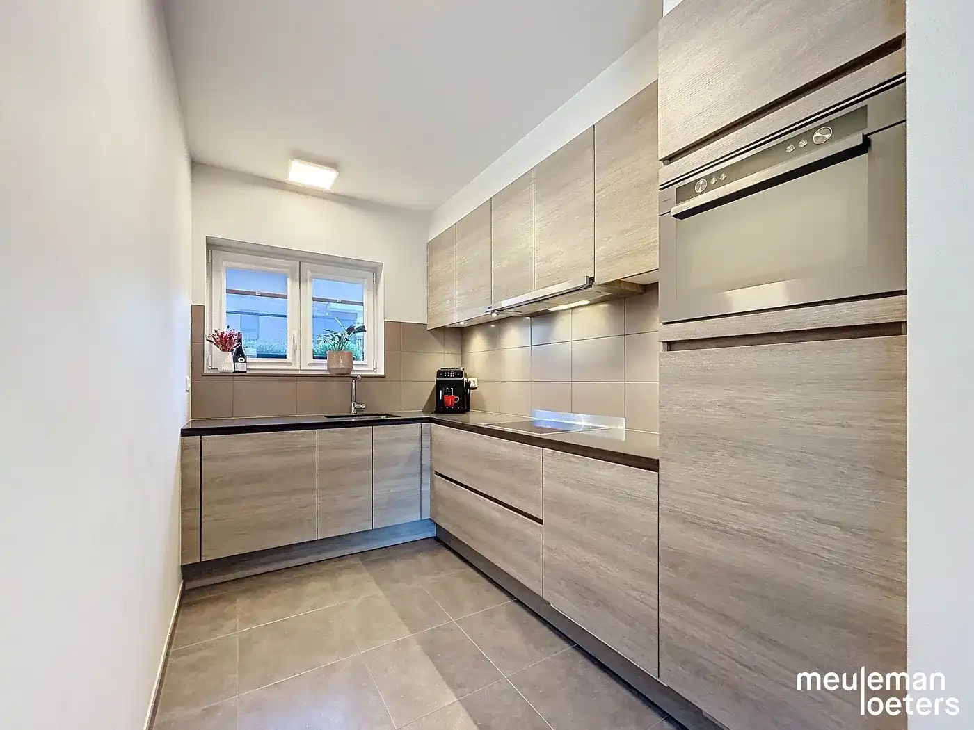 Instapklare energiezuinige woning met drie slaapkamers, tuin en garage foto 6