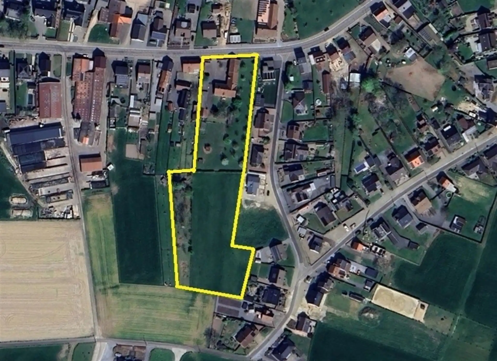 Hoeve met paardenaccomodatie. foto 58