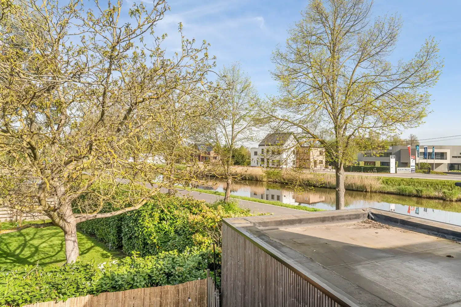 Rustig gelegen en halfopen woning met 3/4 slaapkamers en een tuin nabij de Vaart te Herent! foto 18