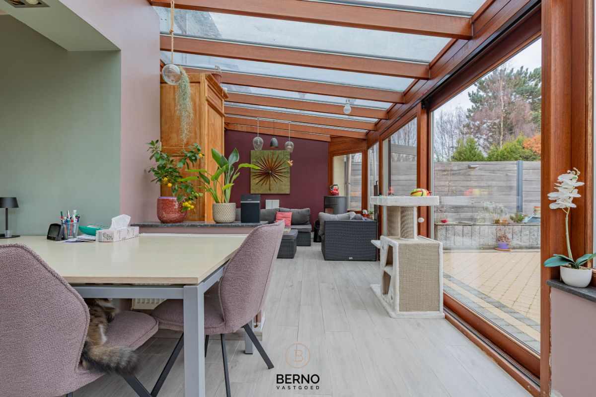 Instapklare woning met mooie tuin foto 7