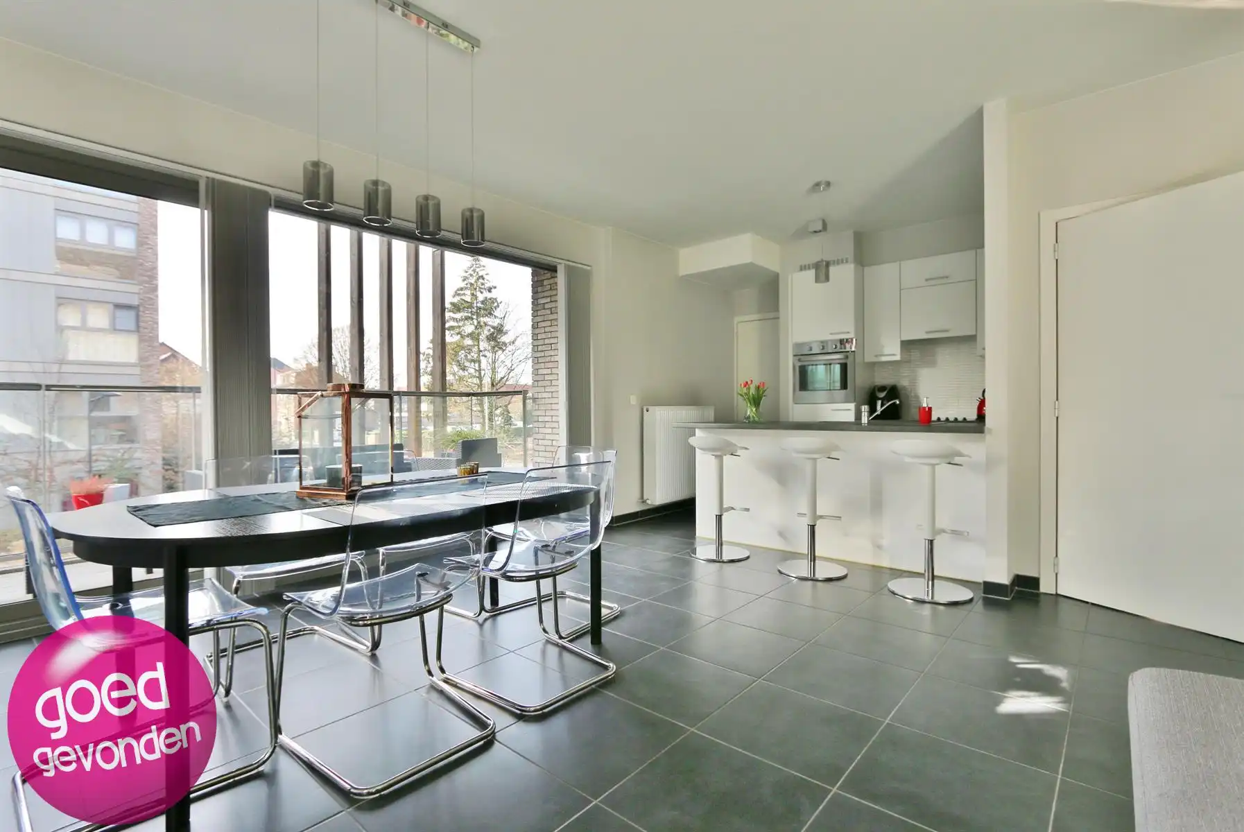 App 2 slk - 2 terrassen - parking - kelder - lift foto 6