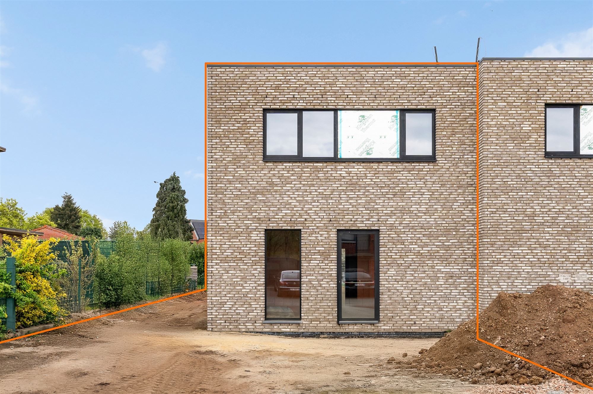 KWALITATIEF AFGEWERKTE WONING MET 4 SLAAPKAMERS OP PERCEEL VAN 3 A 94 CA foto 13