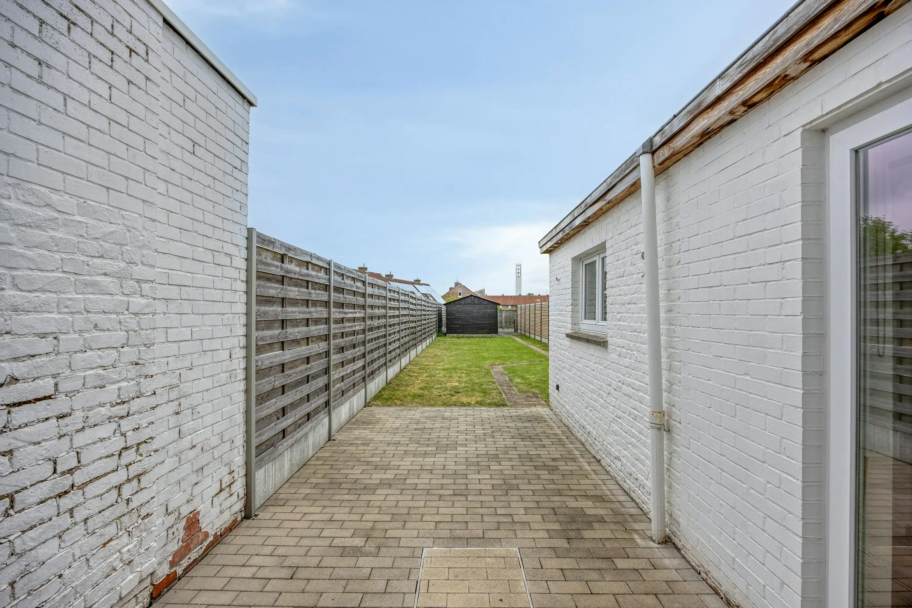 Recent gerenoveerd huis met 3 kamers te koop in Beveren-Leie foto 29