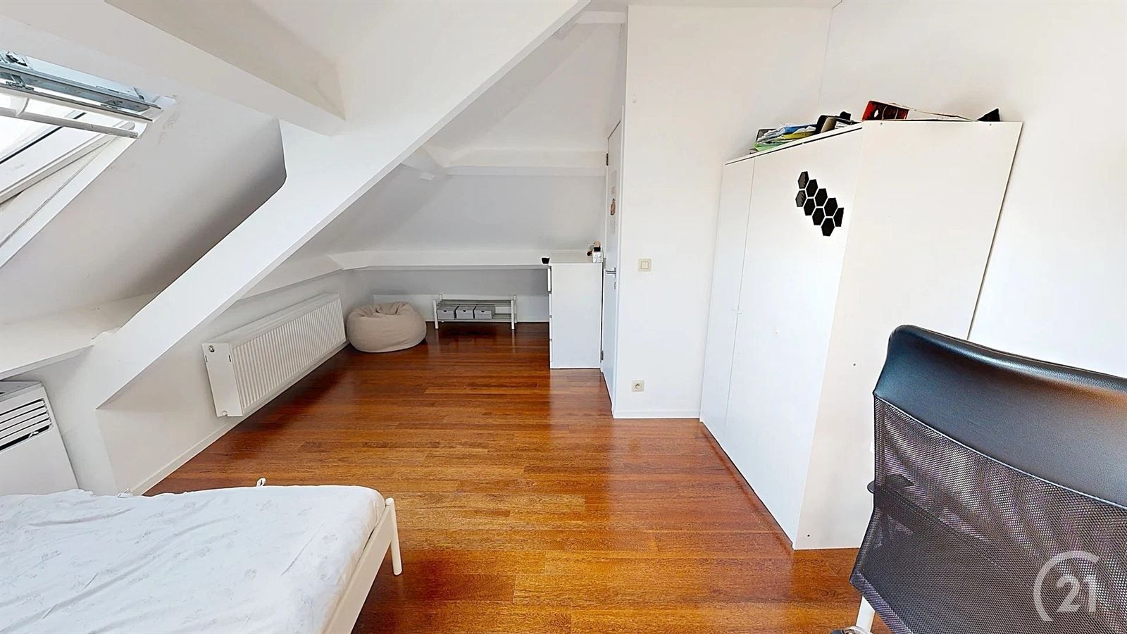 Gerenoveerde woning met tuin en 5 slaapkamers foto 23