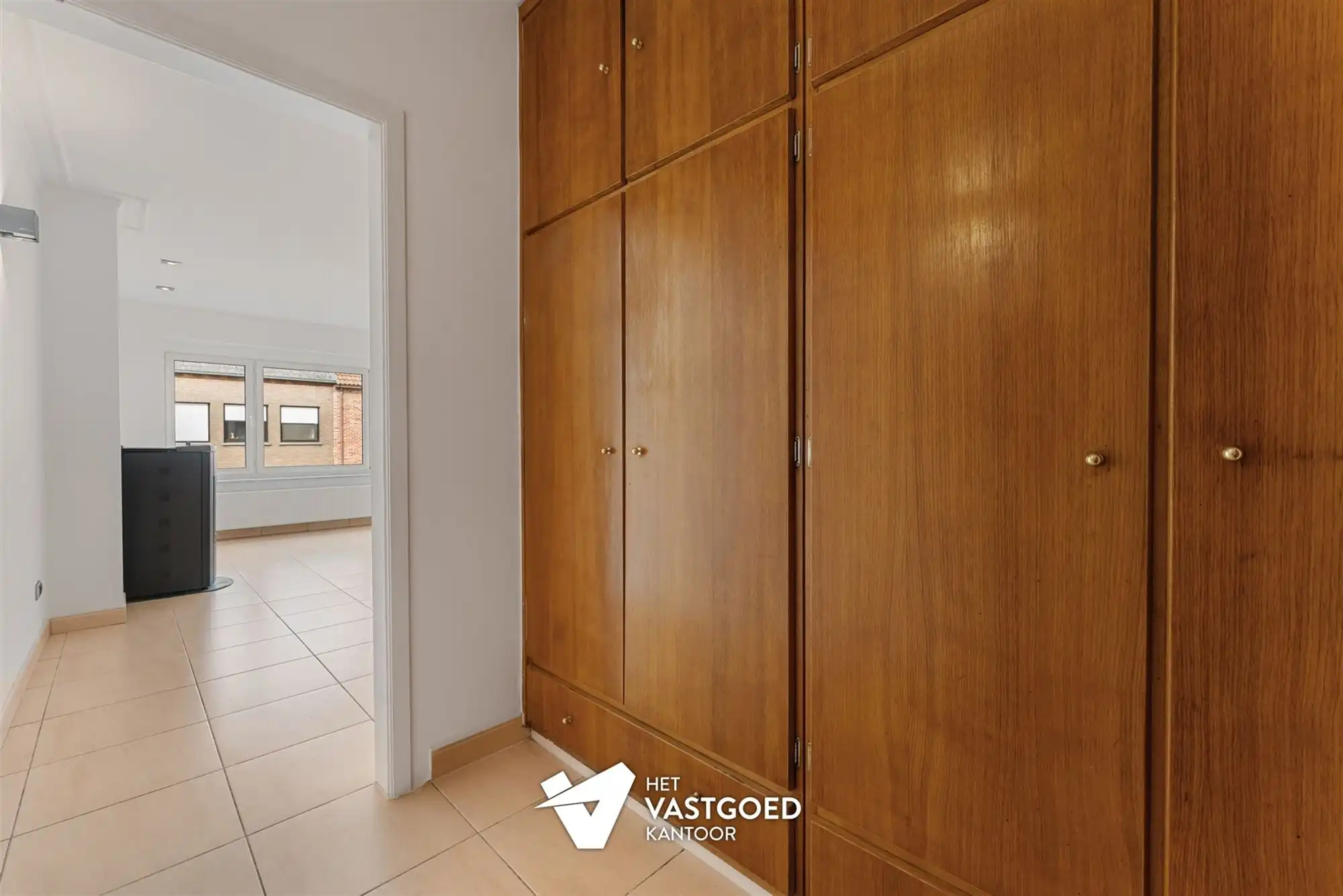 ZEER RUIM PAND (CA 550M2) MET APPARTEMENT 3 SLAAPKAMERS foto 15