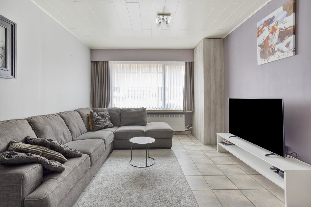 huis te koop in centrum Turnhout met wegenis achteraan  foto 5