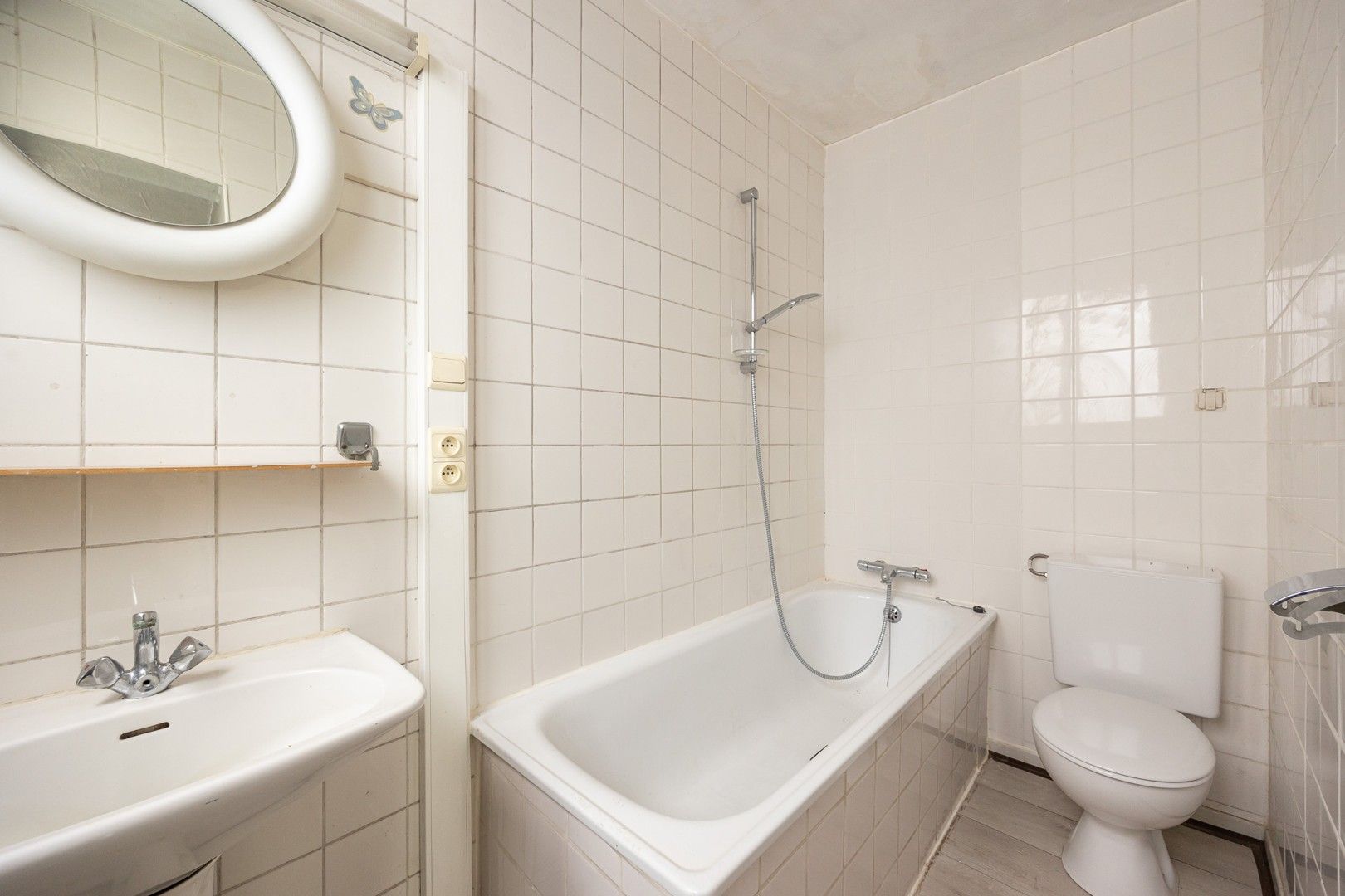 TE RENOVEREN OPBRENGSTEIGENDOM foto 11