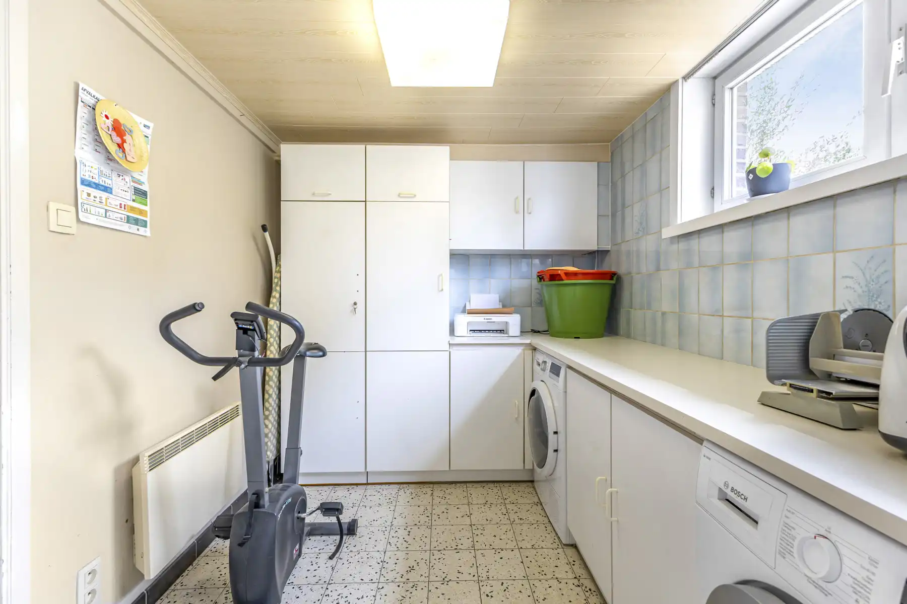 Woning met 3 slaapkamers, tuin en garage foto 14