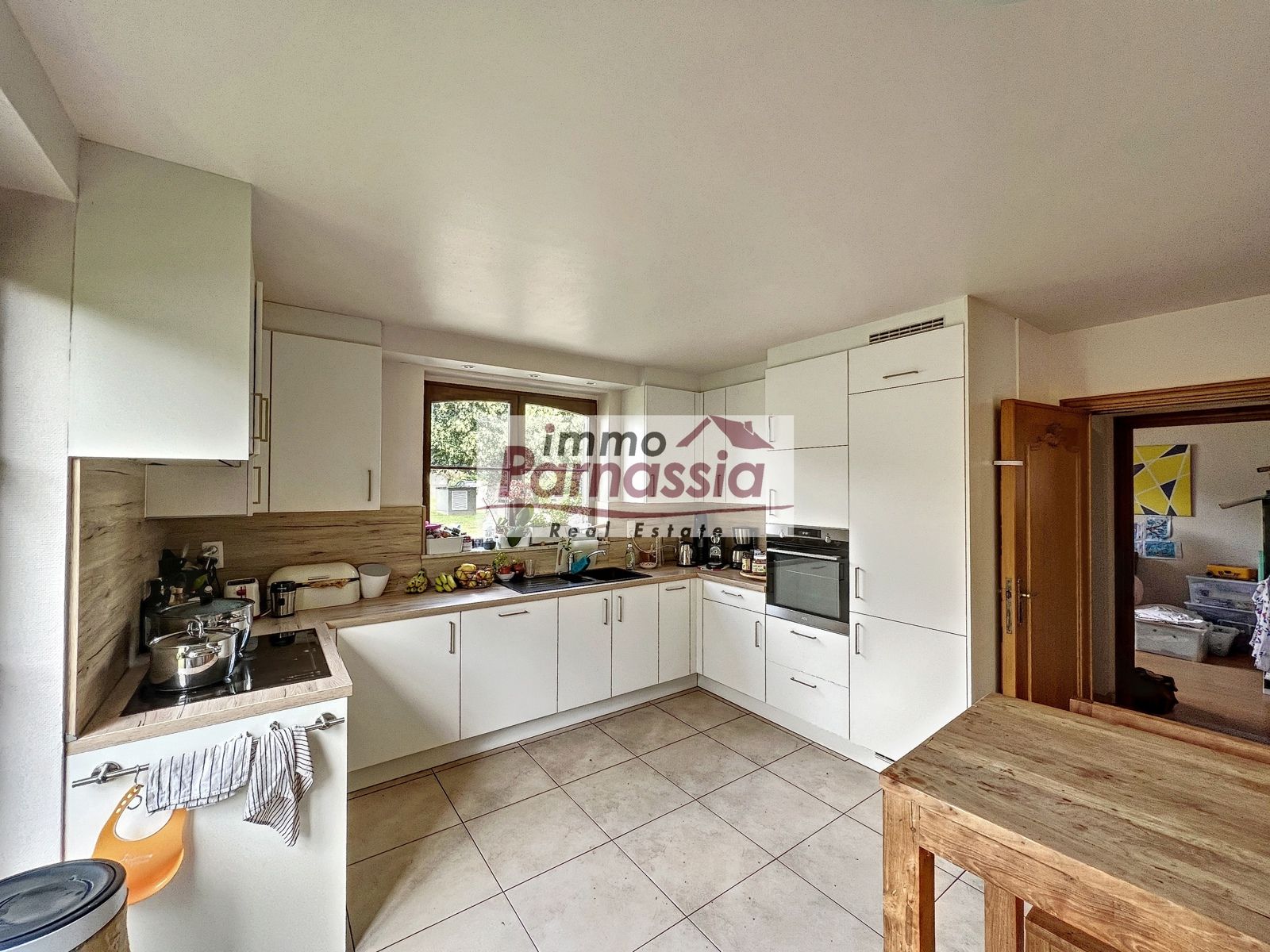 Ruime residentieel gelegen villa nabij de  BSB foto 5