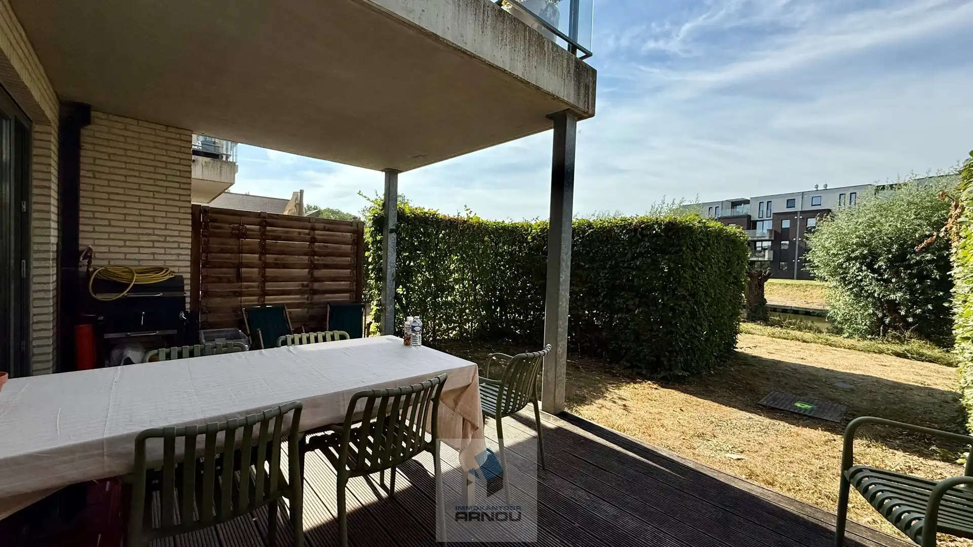 Centraal gelegen, gelijkvloers appartement met 2 slaapkamers en ruim terras met zicht op de Leie foto 16