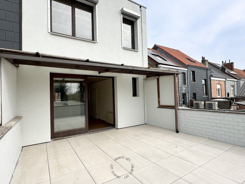Ruime woning met 3 slaapkamers en garage nabij het centrum foto 4