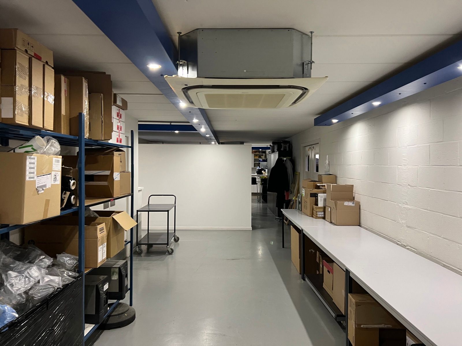 Commercieel pand op TOP - locatie. foto 32