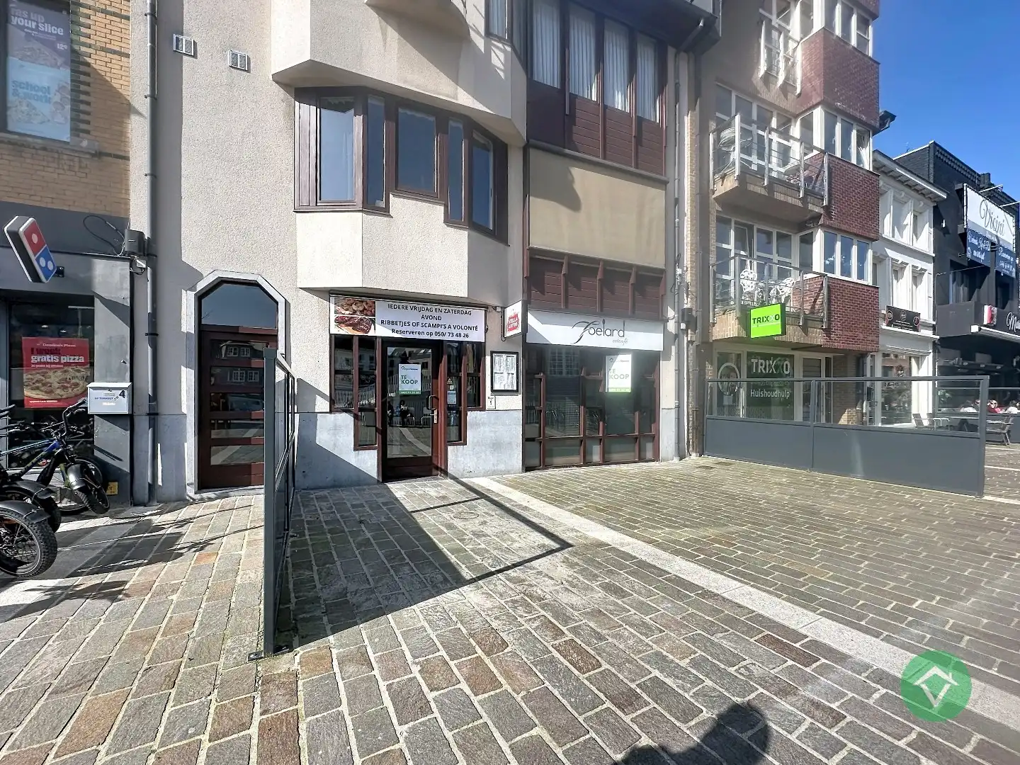 Centraal gelegen handelszaak, met tal van mogelijkheden, op de Markt van Torhout foto 25