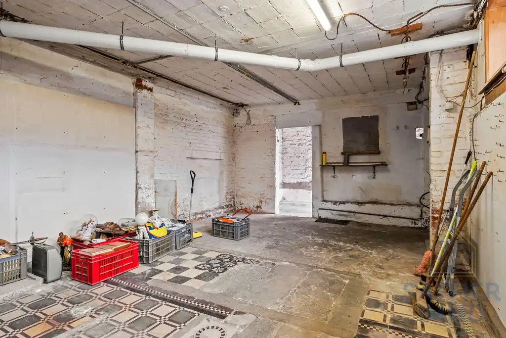 Unieke bel-etage woning in rustige buurt nabij het centrum van Izegem foto 32