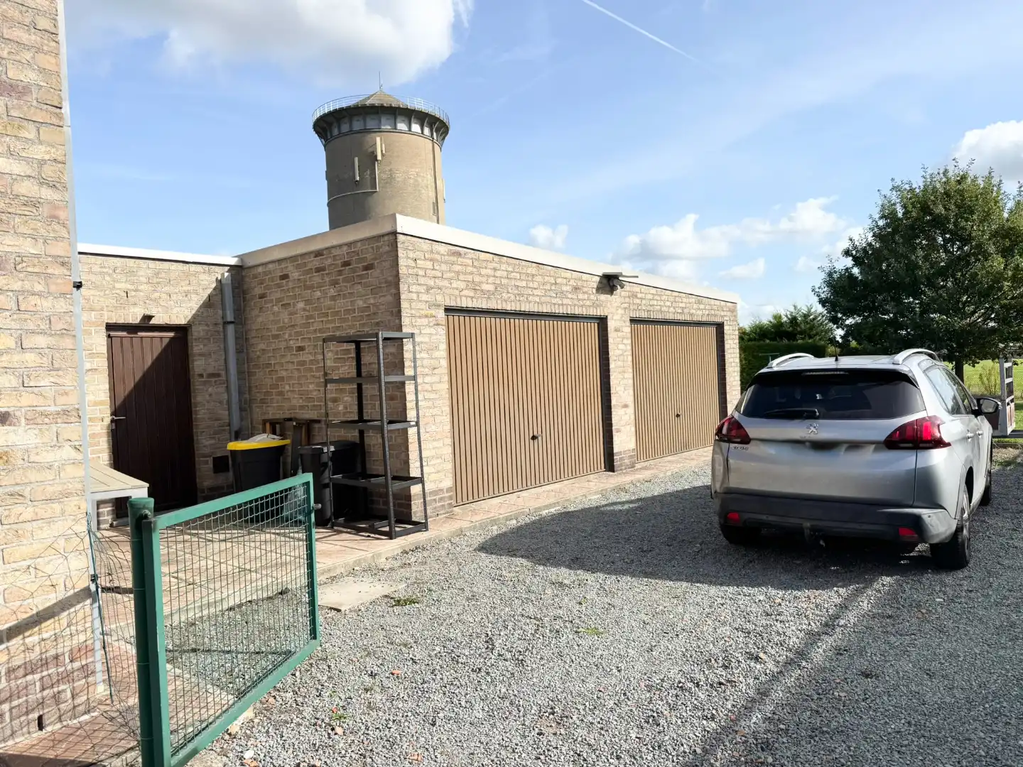 Ruime halfopen bebouwing met 3 slaapkamers in Laarne  foto 9