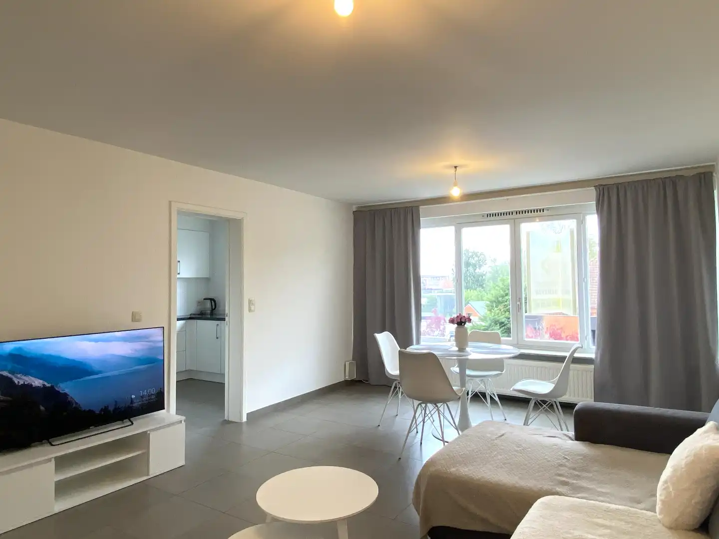 APPARTEMENT MET 2 SLAAPKAMERS | TERRAS foto 2