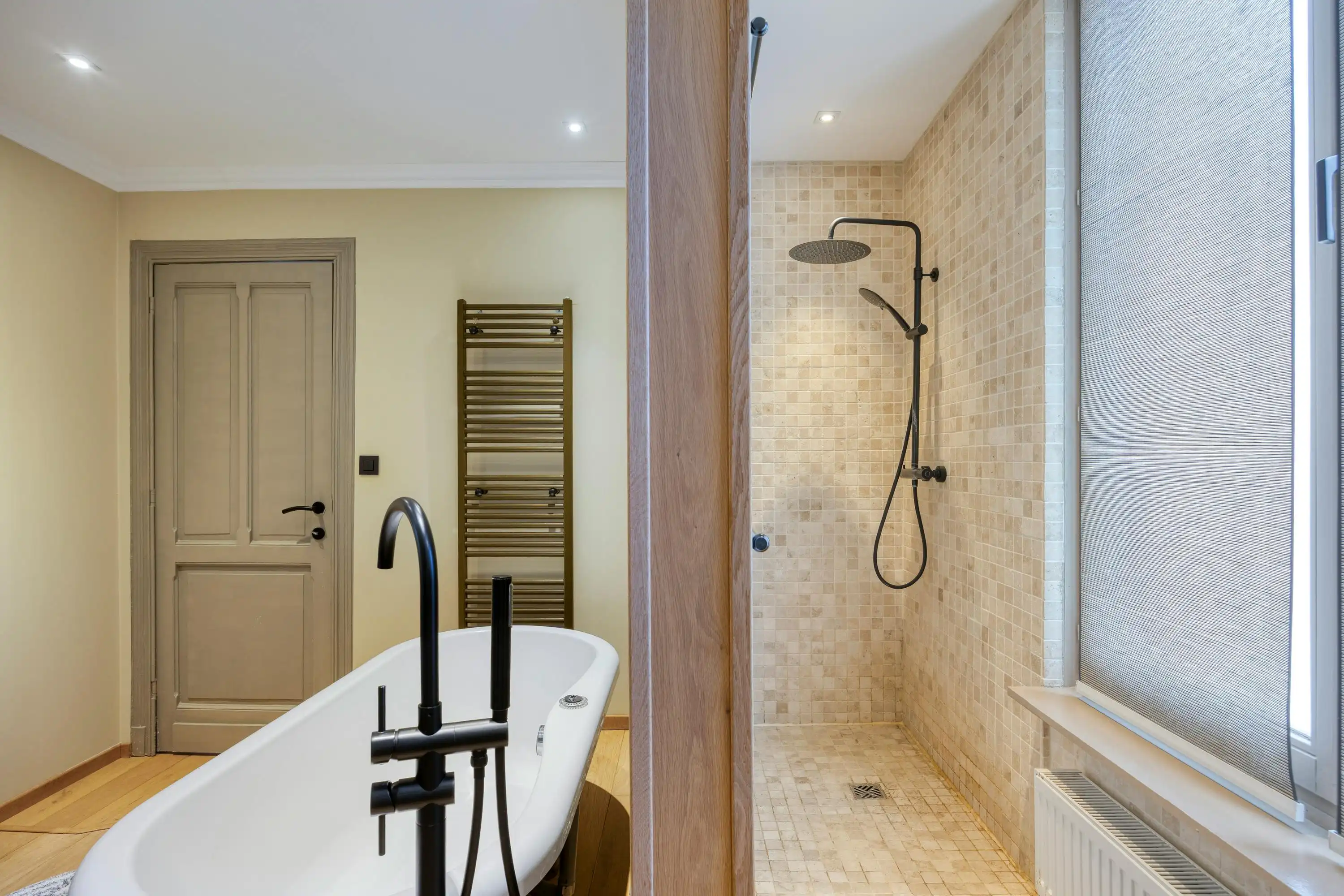 Huis met 3 slaapkamers te koop in centrum Kapellen!  foto 13