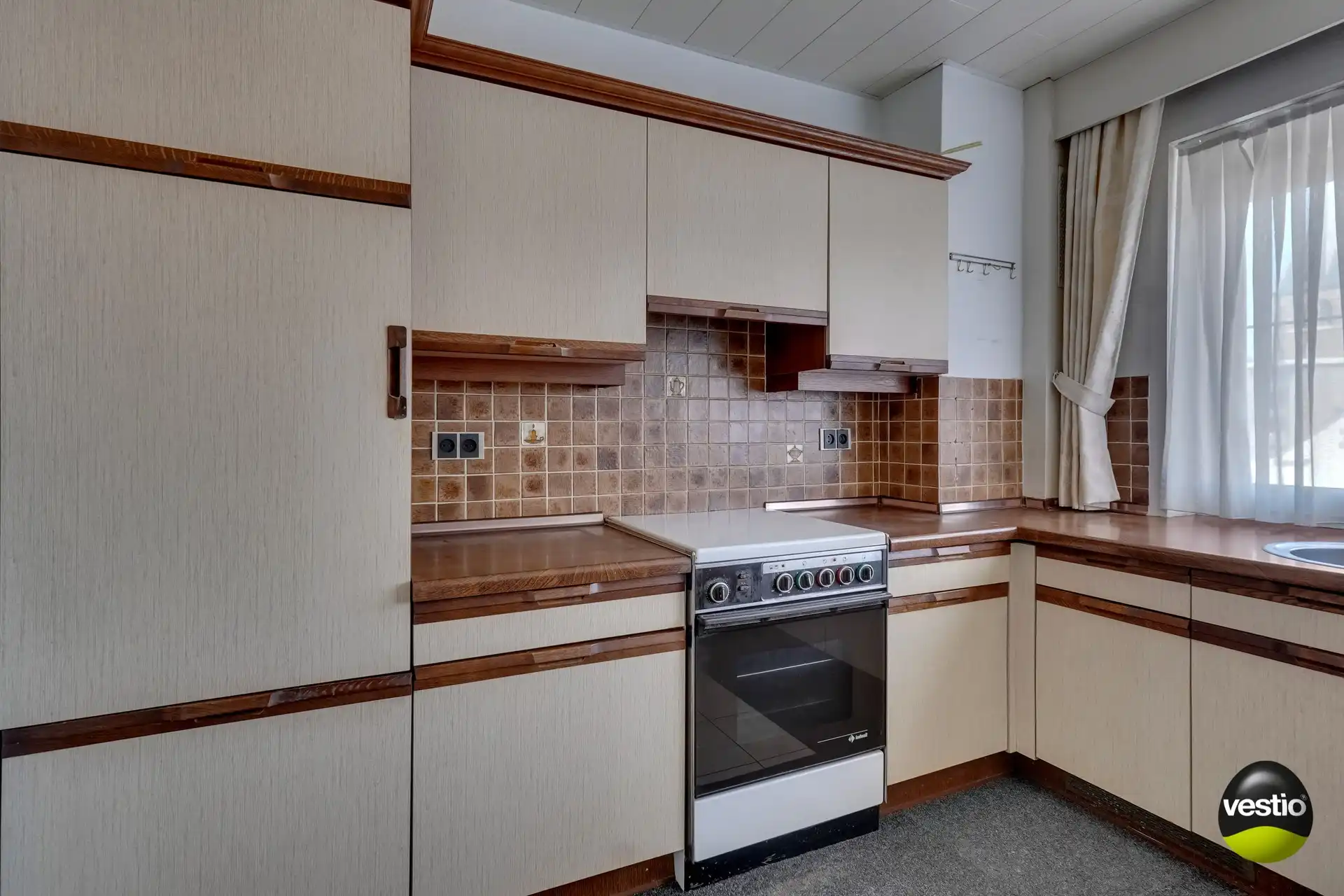 TE RENOVEREN 3 SLAAPKAMER APPARTEMENT 121M² foto 13
