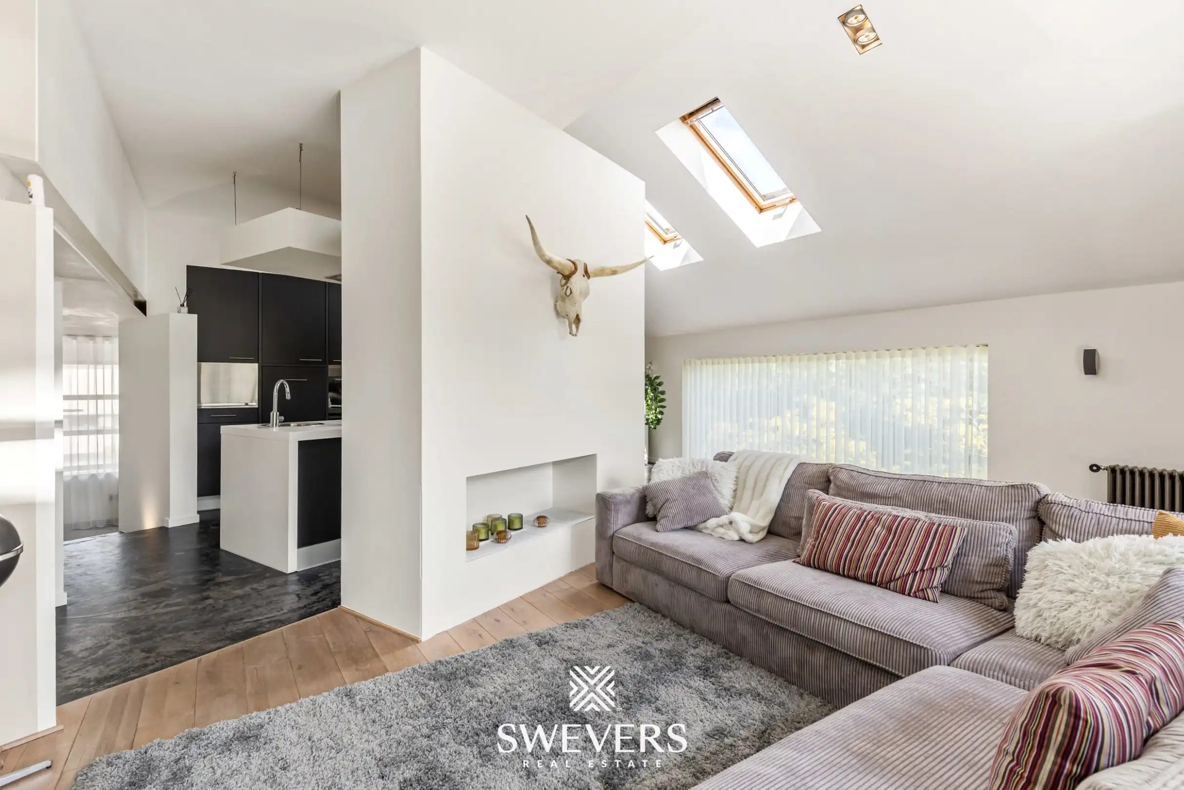 Ruime villa 423m² geschikt voor kangoeroewonen of zelfstandige activiteit in Tessenderlo-Ham foto 3