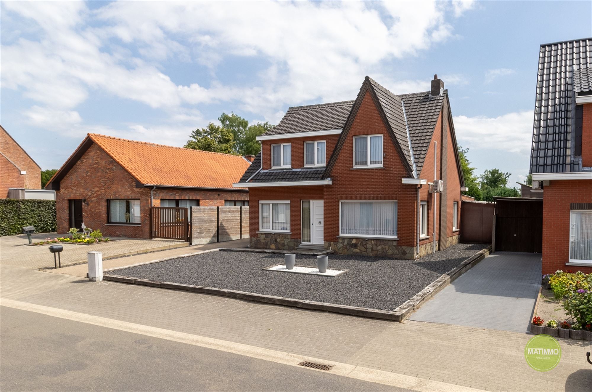 Te renoveren gezinswoning met werkhuis in Arendonk foto 21