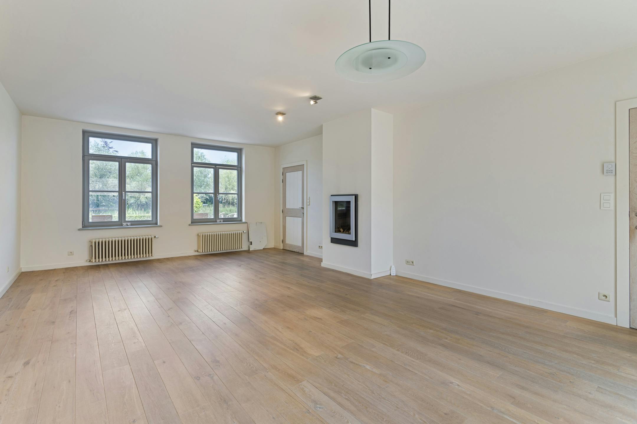 Hedendaags huis met 3 slaapkamers & garage in hartje Damme foto 9