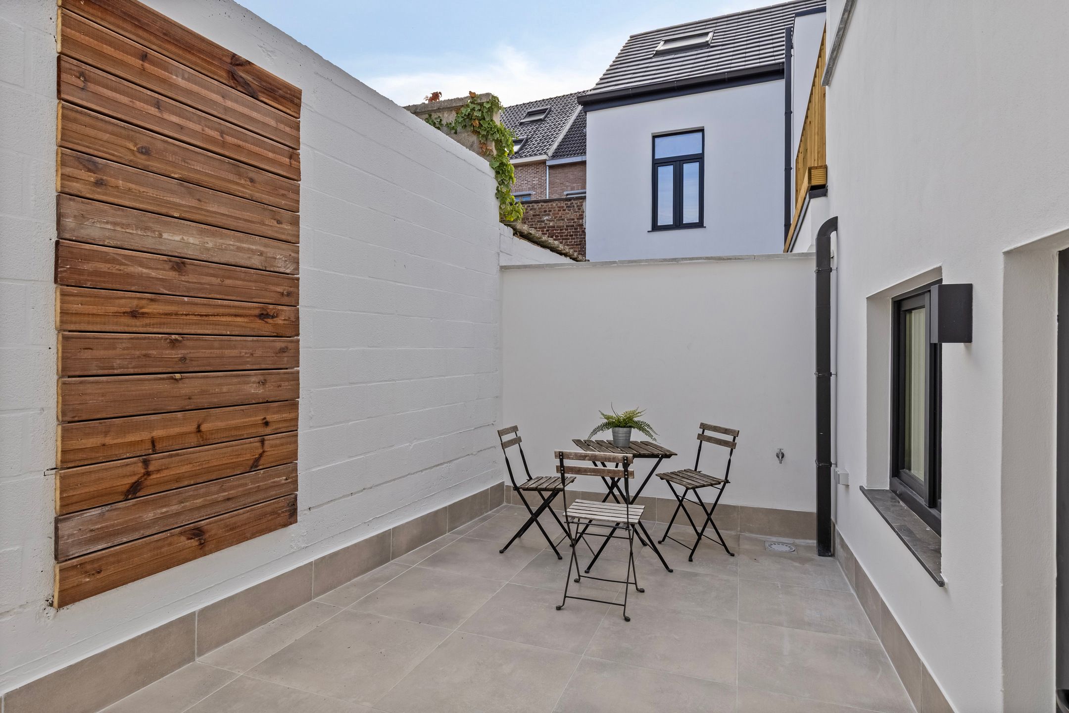 Prachtig gerenoveerde woning (met eventuele handelsruimte) foto 12