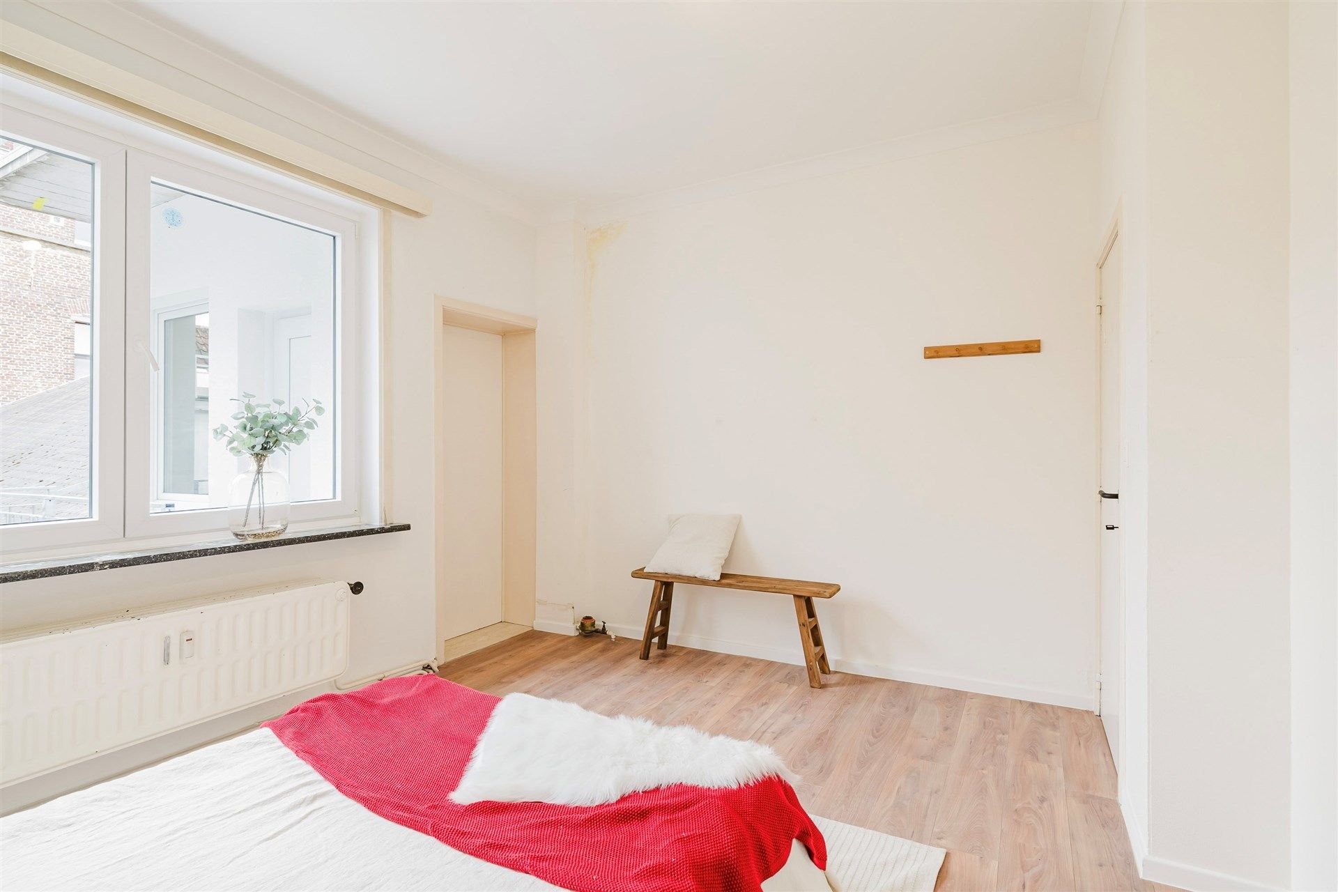 Interessant één slaapkamer appartement op top ligging in Gent  foto 12