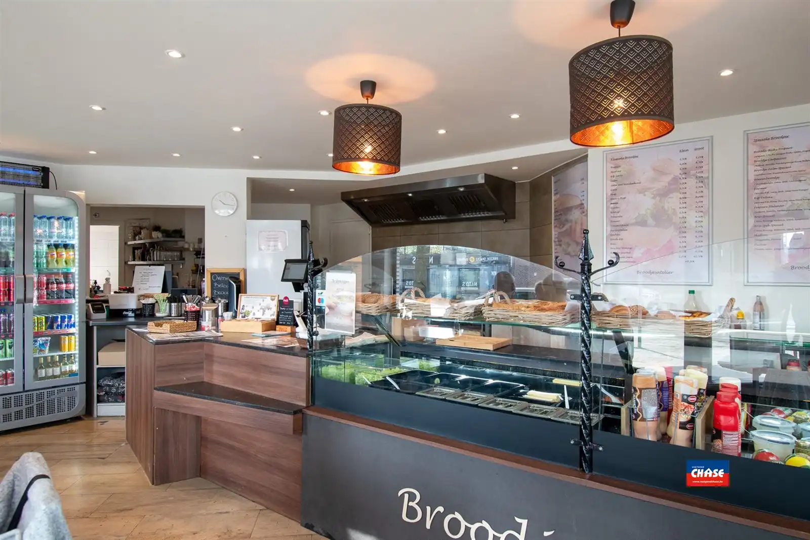 Handelspand met appartement en garagebox foto 5