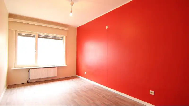 Comfortabel 2-slaapkamerappartement met GARAGE te koop in Sint-Michiels Brugge foto 5