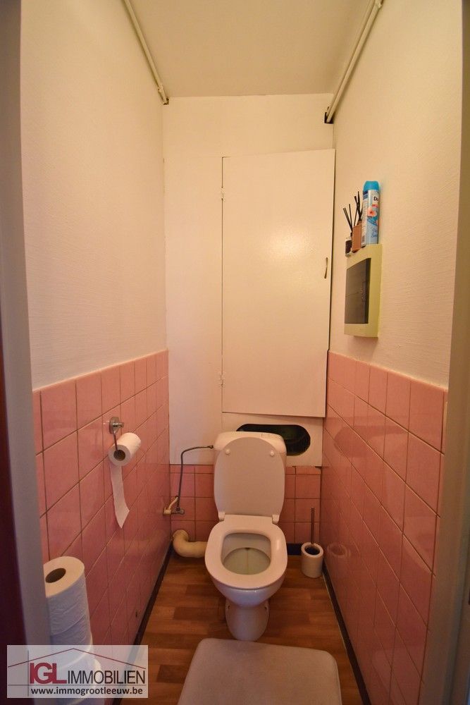 Appartement 2de verdieping met 1 slaapkamer en 1 bureau foto 9