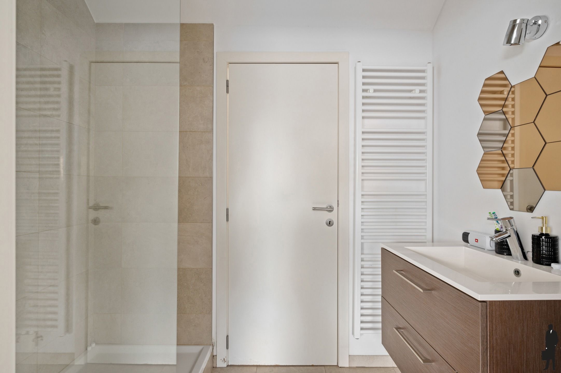 Ruime duplex op Zurenborg! foto 9