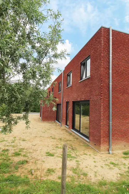 Laatste nieuwbouwwoning dichtbij het centrum van Kortrijk foto 12