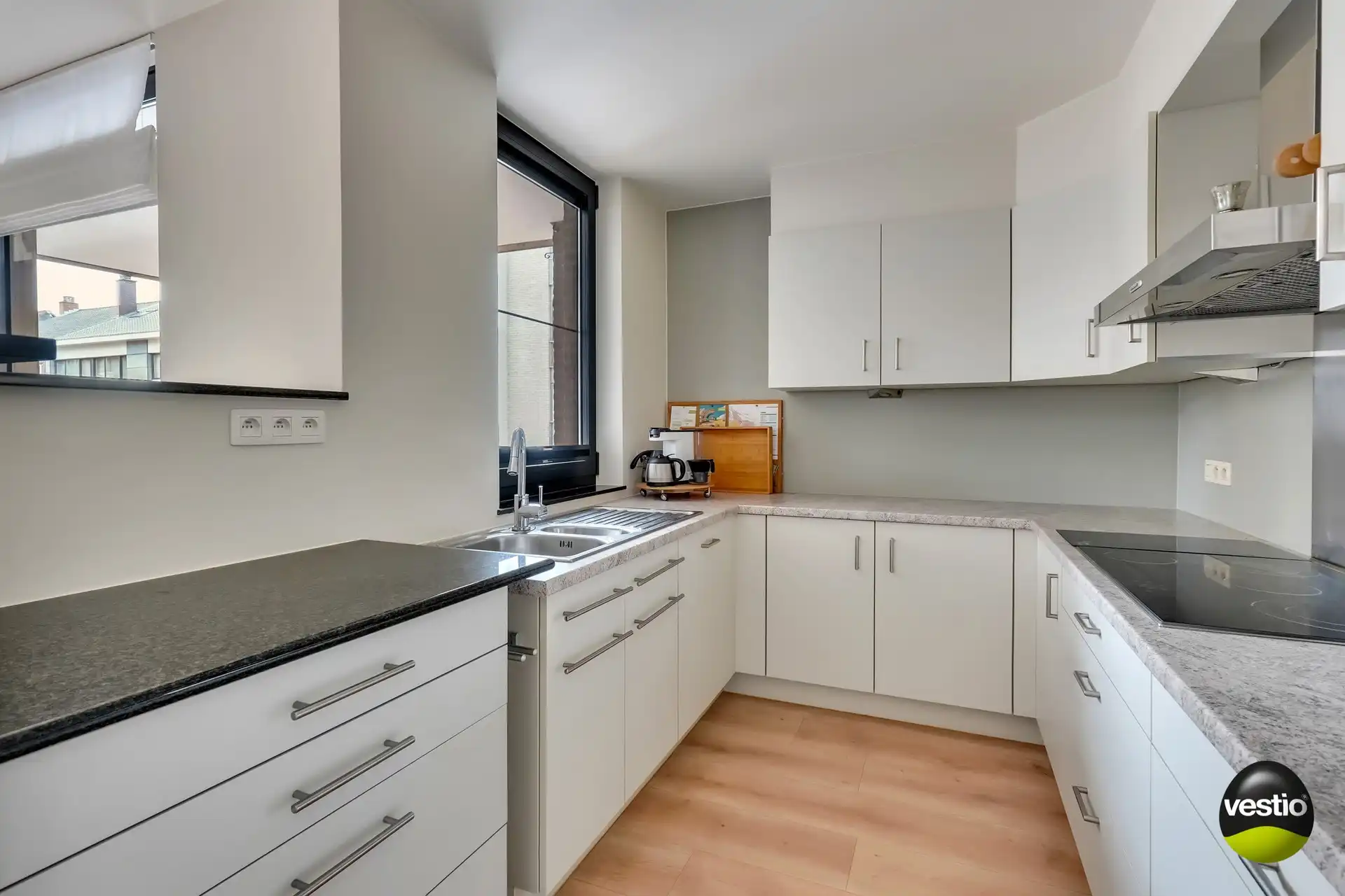 RUIM, MODERN APPARTEMENT 110 M² MET 3 SLAAPKAMERS foto 12