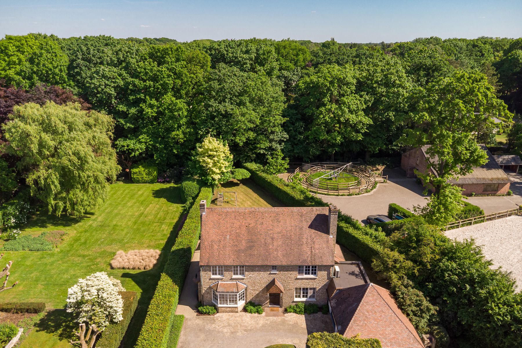 Stijlvolle cottage villa met 5 slpks en polyvalente ruimte foto 3
