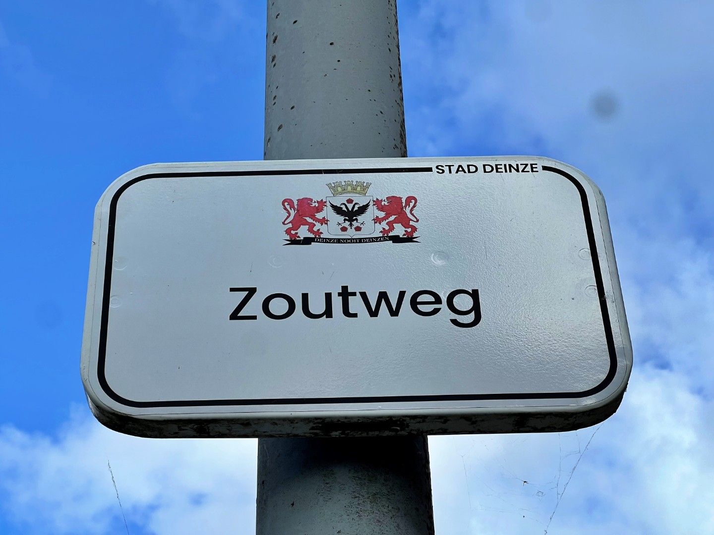Halfopen woning op toplocatie in Landegem foto 30