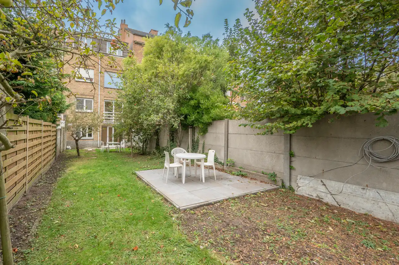 Opbrengsteigendom met 3 appartementen op toplocatie foto 34