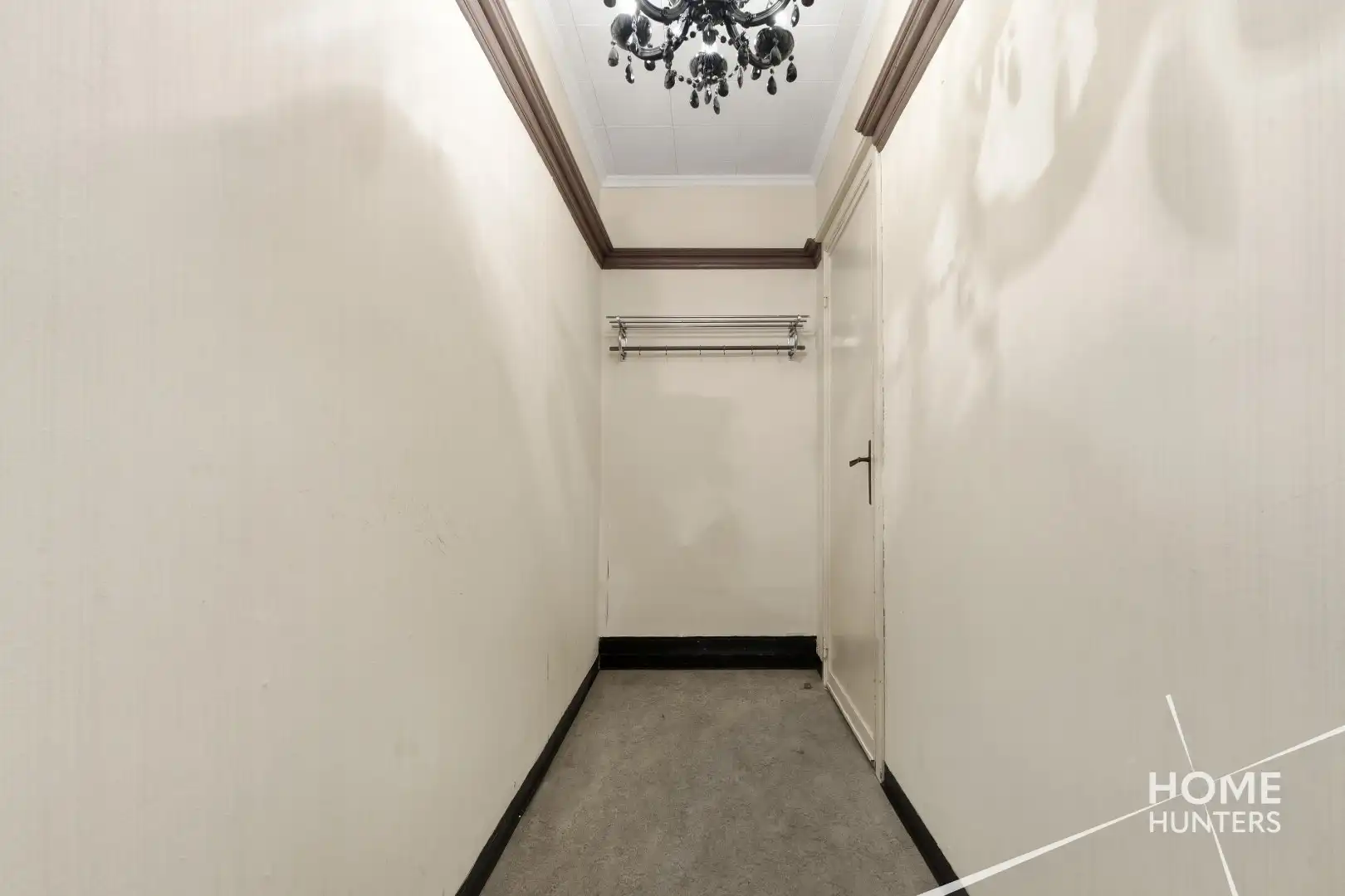 Ruime halfopen bebouwing met 4 slaapkamers in het hart van Diksmuide! foto 2