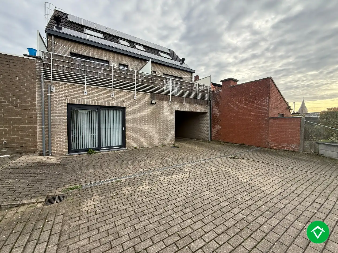 Duplexappartement met twee slaapkamers, zonneterras en parking te Moorslede  foto 16