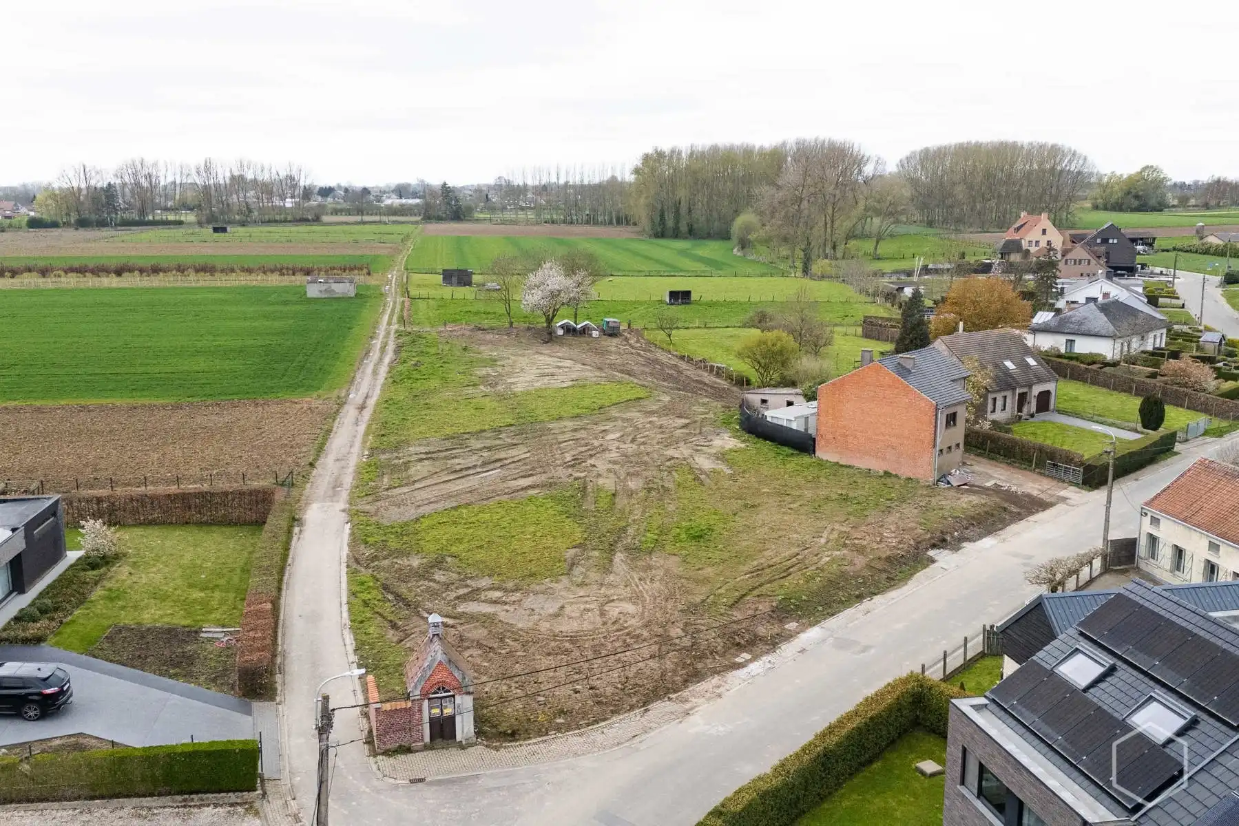 Bouwgrond HOB in een rustige straat met gunstig uitzicht foto 5
