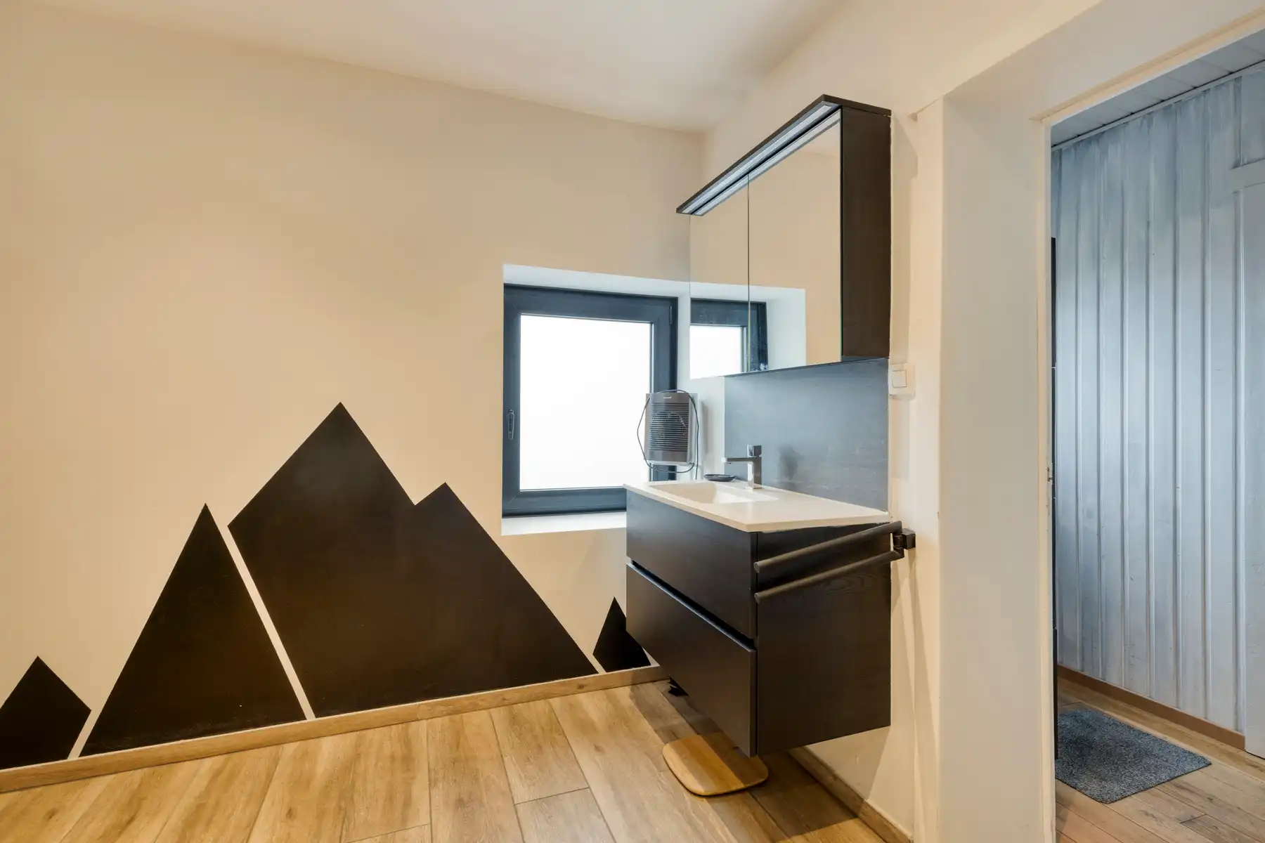 Charmante en instapklare woning gelegen in Asbeek.  foto 18