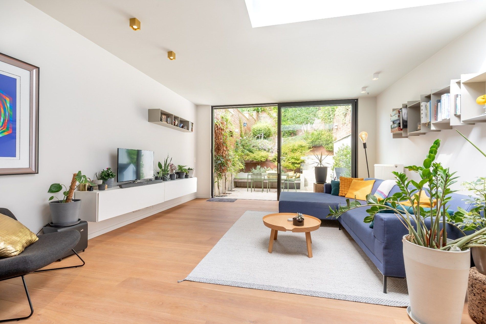 Schitterende herenwoning met heerlijke stadstuin! foto {{pictureIndex}}