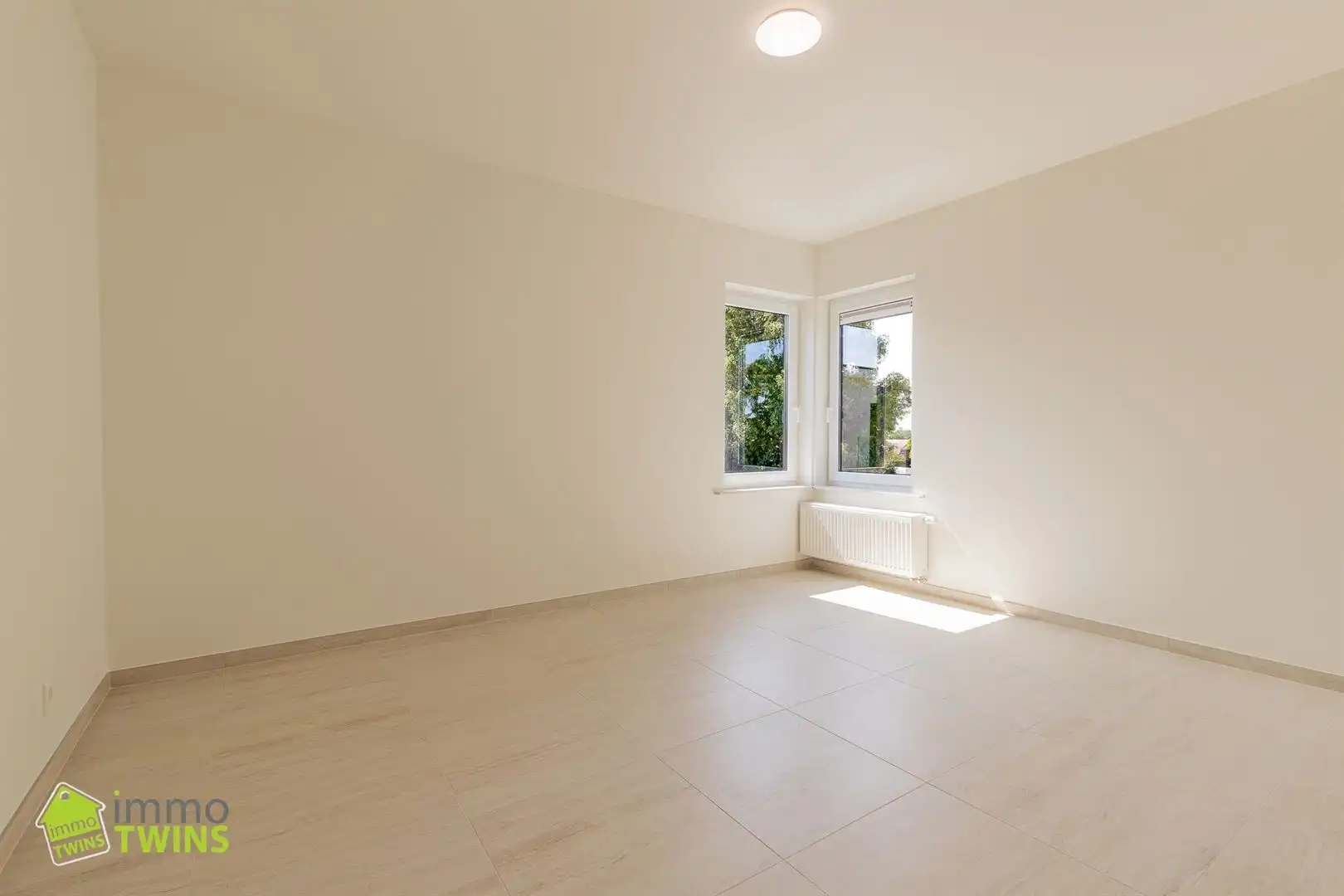 Ruim totaal gerenoveerd appartement van 119 m² met terras, staanplaats en garage te Appels bij Dendermonde foto 17