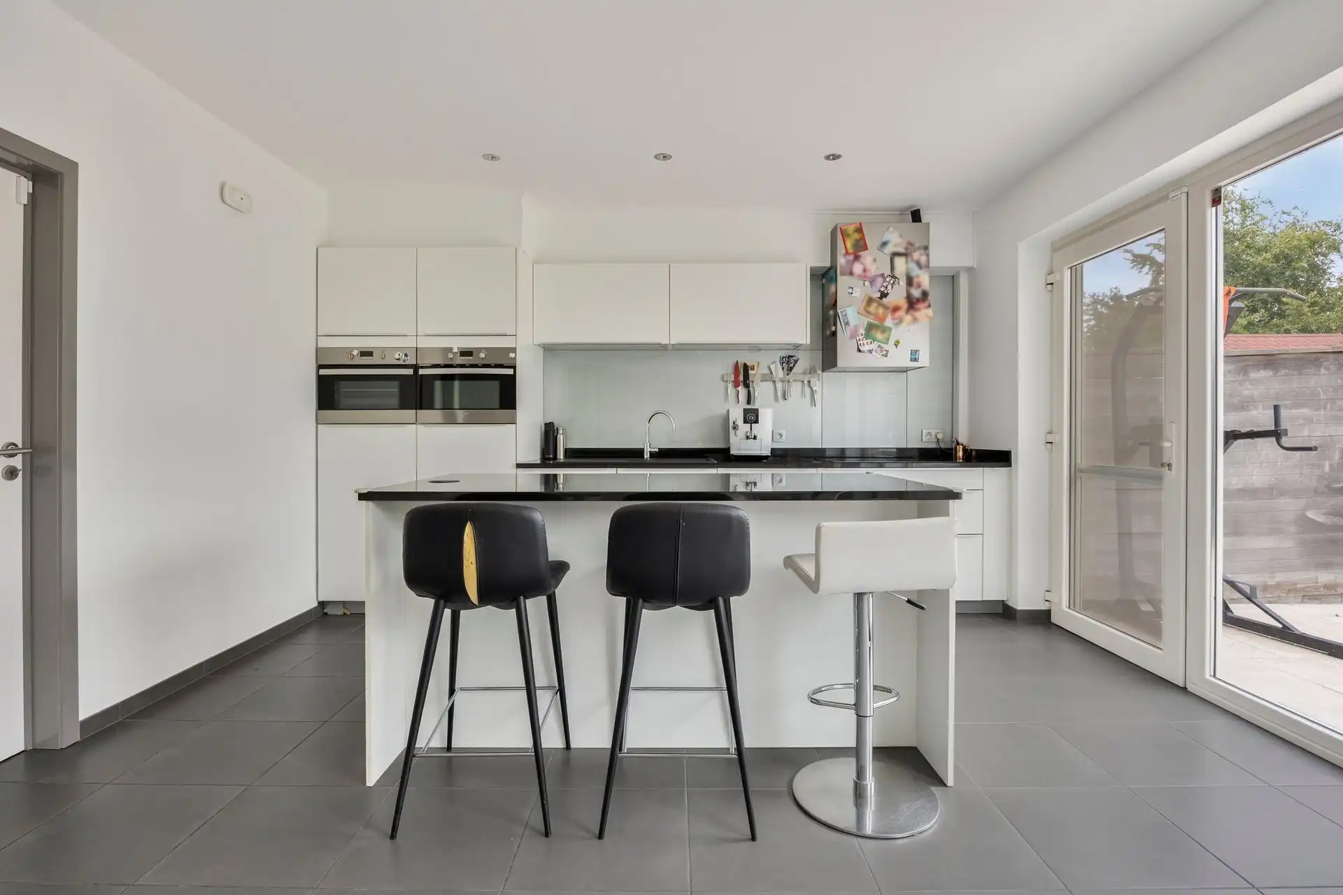 Charmante 2-gevel woning in perfecte staat foto 14