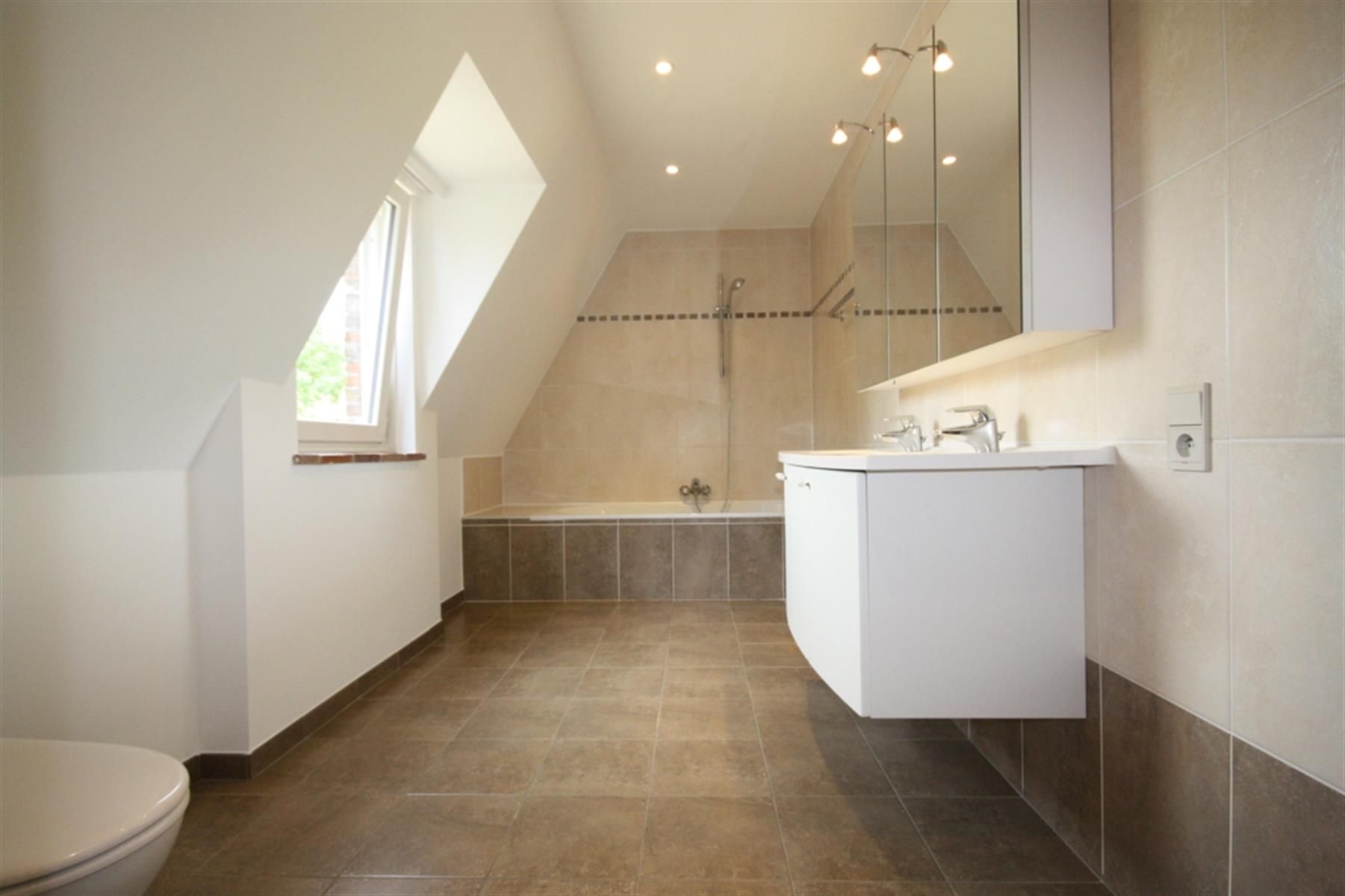 Villa te huur foto 11