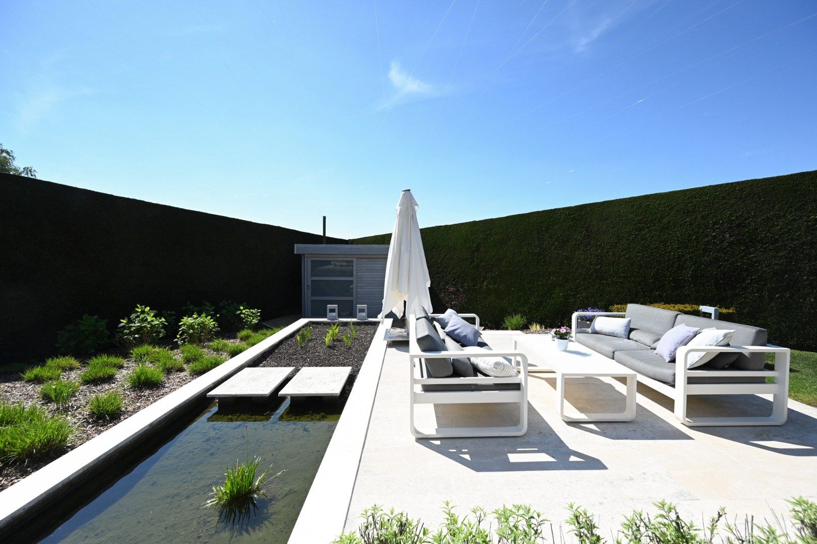 KWALITATIEF AFGEWERKTE VILLA IN RUSTIGE WIJK MET EPC B (172), 4 SLPKS, DUBBELE GARAGE EN 325M² BEW. OPP. foto 10