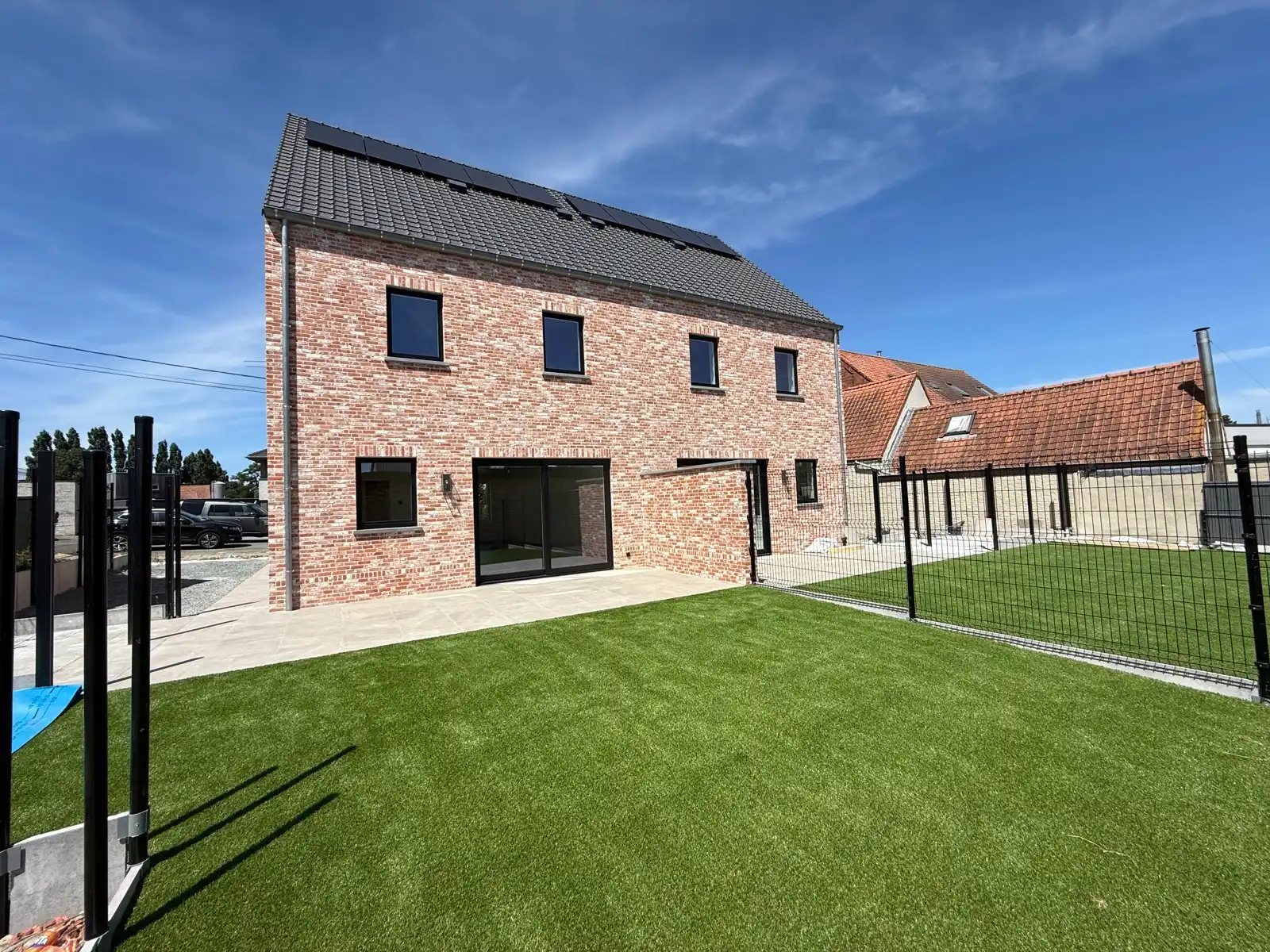 Instapklare energiezuinige woning met 3 slaapkamers op een rustige ligging langs het Kanaal Gent-Brugge foto 3