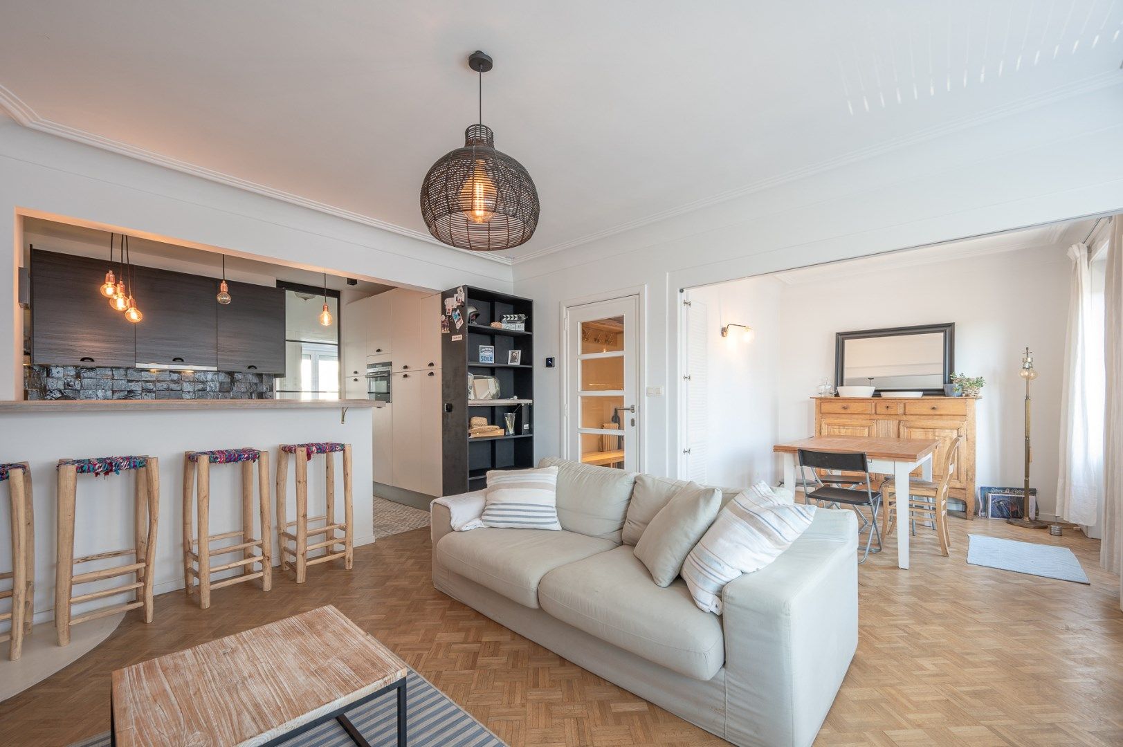 Zonnig appartement rustig gelegen nabij het centrum en op wandelafstand van het strand foto 3