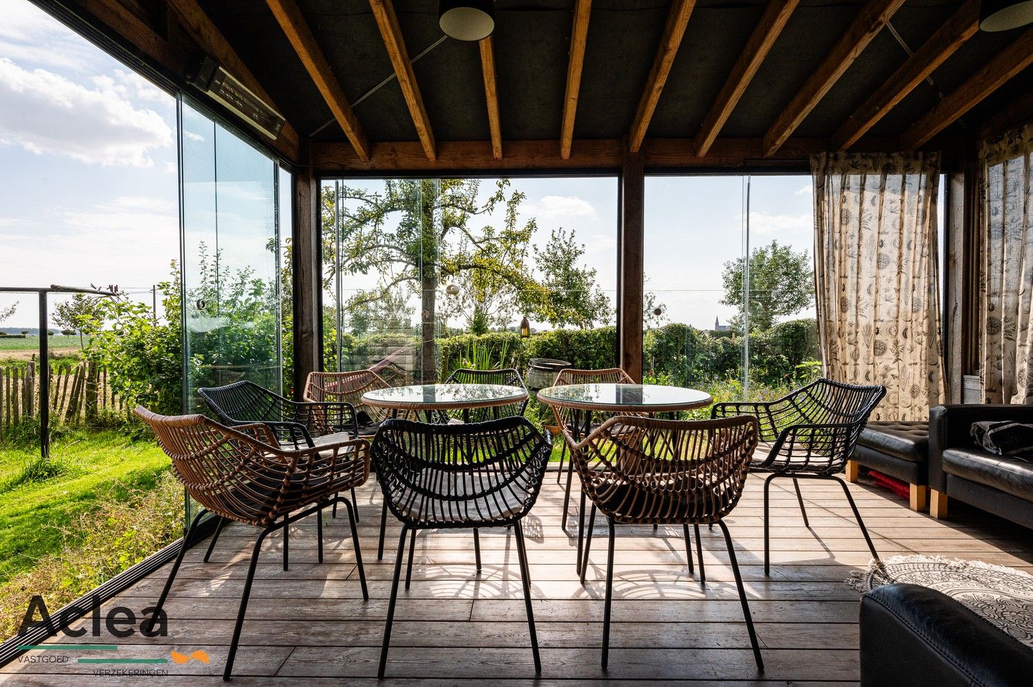 Unieke hoeve aan de Molenkreek in Sint-Margriete met vakantiewoningen en schuur foto 26