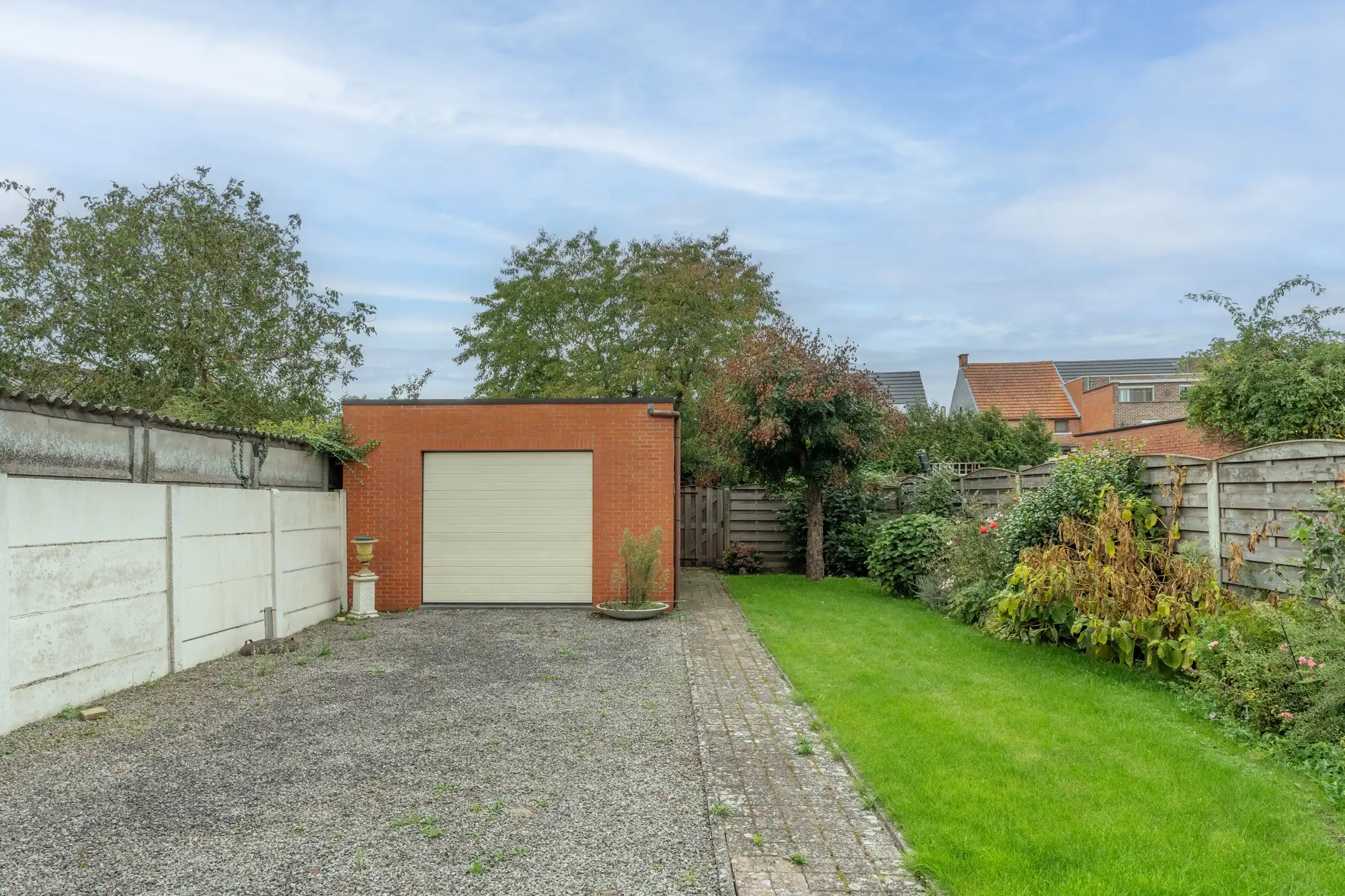 Zeer nette charmante woning met 3 slaapkamers op 579 m² foto 29